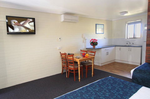 Pelican Motor Inn - Tourism Noosa 37
