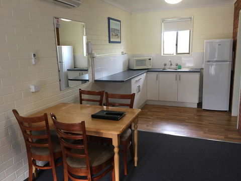 Pelican Motor Inn - Tourism Noosa 13