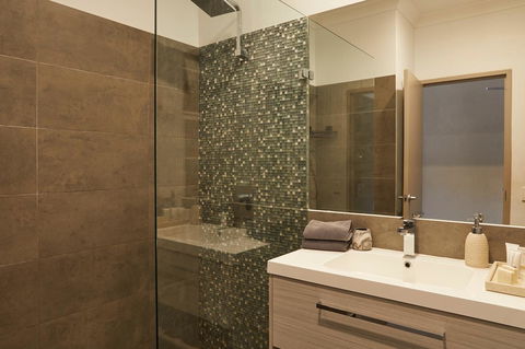 Byron Quarter Apartments - Tourism Noosa 9