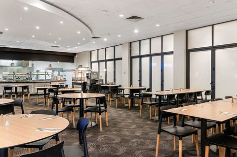 Quality Hotel Rules Club Wagga - Tourism Noosa 13