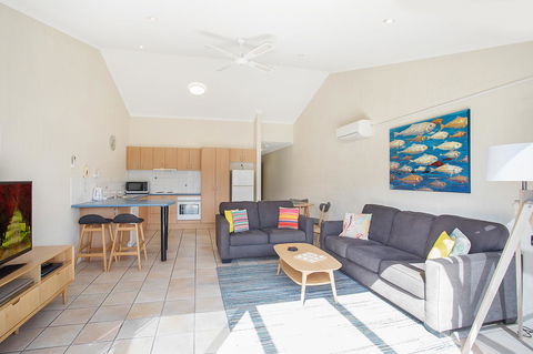 Sails Luxury Apartments Merimbula - Tourism Noosa 22