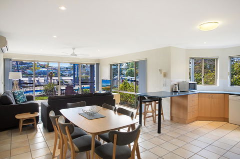 Sails Luxury Apartments Merimbula - Tourism Noosa 13