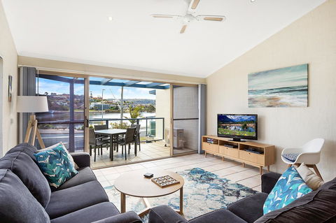 Sails Luxury Apartments Merimbula - Tourism Noosa 25