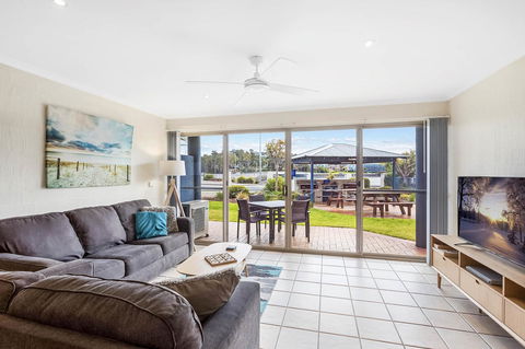 Sails Luxury Apartments Merimbula - Tourism Noosa 36