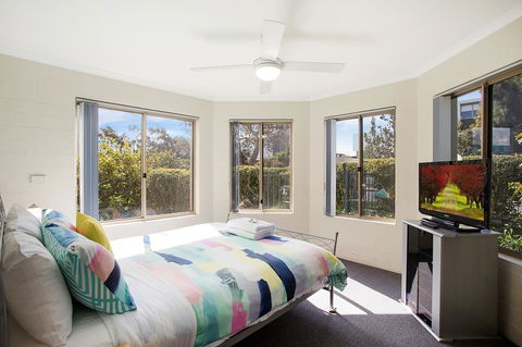 Sails Luxury Apartments Merimbula - Tourism Noosa 8