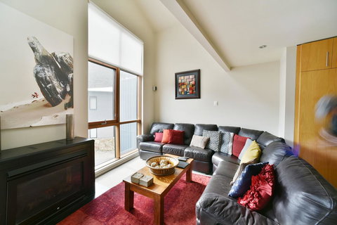 Snowstream 4 - Tourism Noosa 7