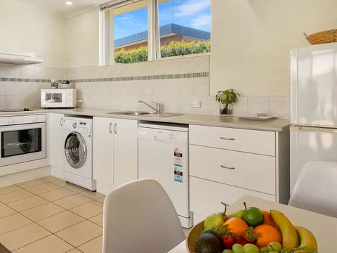 Seashells Apartments Merimbula - Tourism Noosa 8