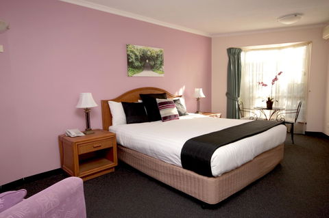 Sapphire Waters Motor Inn - Tourism Noosa 4
