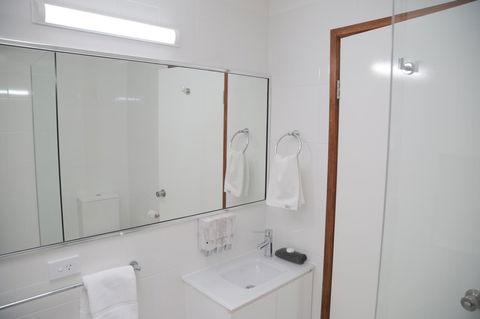 Sapphire Waters Motor Inn - Tourism Noosa 32