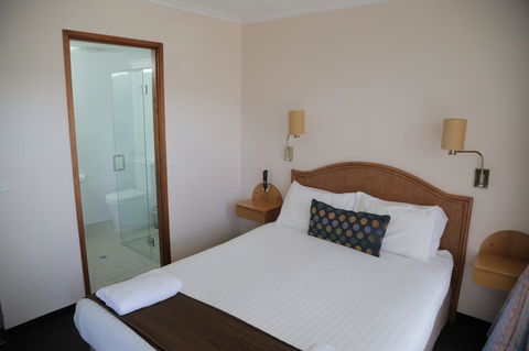 Sapphire Waters Motor Inn - Tourism Noosa 29