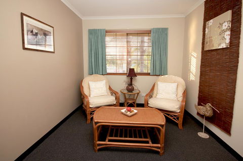 Sapphire Waters Motor Inn - Tourism Noosa 14