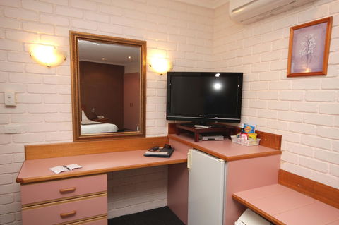Sapphire Waters Motor Inn - Tourism Noosa 9