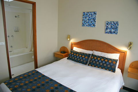 Sapphire Waters Motor Inn - Tourism Noosa 40