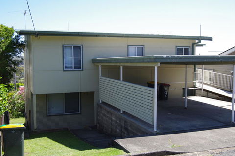 Apollo 1, 9 Hodgson Street - Tourism Noosa 1