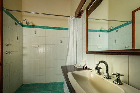 The Lodge Bellingen - Tourism Noosa 5