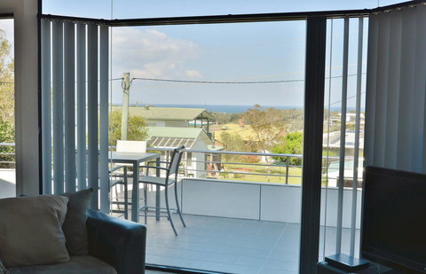 The Boat House - Tourism Noosa 1