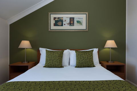 Leisure Inn Spires - Tourism Noosa 1
