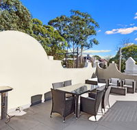 Glebe Self-Contained Modern One-Bedroom Apartments - Tourism Noosa