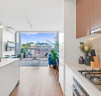 Large Light Luxe 3BDR 2BA Free Parking - walk to Sydney Uni and RPA - Tourism Noosa