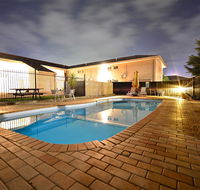 Winning Post Motor Inn - Tourism Noosa