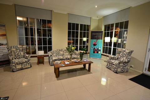 Winning Post Motor Inn - Tourism Noosa 14