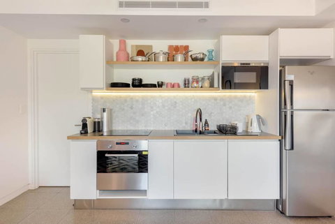 Scandi Beach Apartment - Tourism Noosa 13