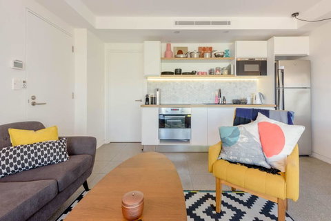 Scandi Beach Apartment - Tourism Noosa 5