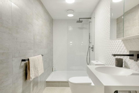 Scandi Beach Apartment - Tourism Noosa 4