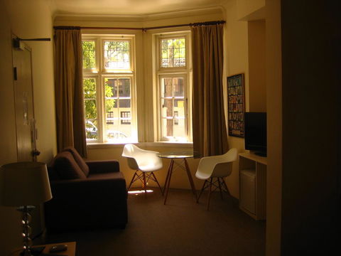 Hotel 59 Sydney - Tourism Noosa 4