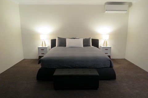 Summerhill Motor Inn - Tourism Noosa 8