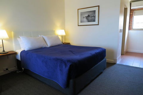 Summerhill Motor Inn - Tourism Noosa 6
