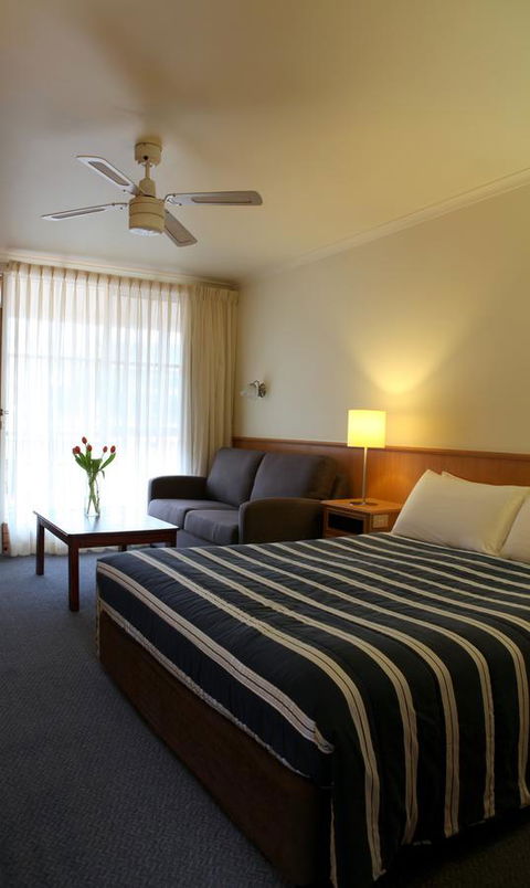 Summerhill Motor Inn - Tourism Noosa 13