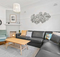 Seaspray - Manly beach apartment close to the sand - Tourism Noosa