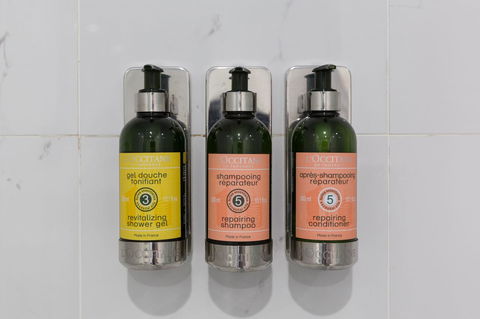 The Lucky Hotel - Tourism Noosa 7