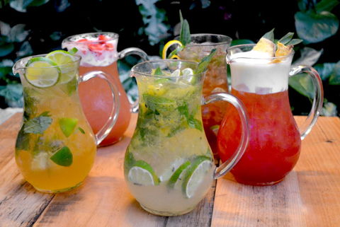 The Lucky Hotel - Tourism Noosa 17