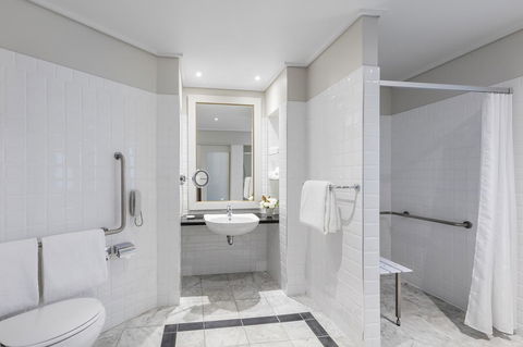 Radisson Blu Plaza Hotel Sydney - Tourism Noosa 33