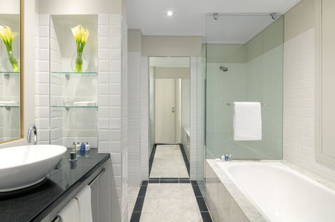 Radisson Blu Plaza Hotel Sydney - Tourism Noosa 7