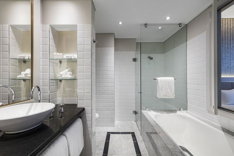 Radisson Blu Plaza Hotel Sydney - Tourism Noosa 27