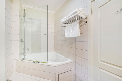 Prince Of Wales Hotel - Tourism Noosa 18