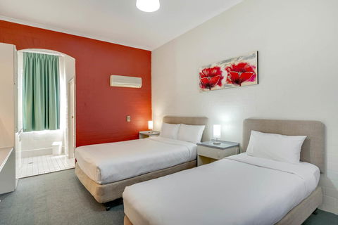 Prince Of Wales Hotel - Tourism Noosa 41