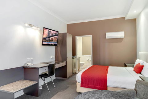 Prince Of Wales Hotel - Tourism Noosa 34