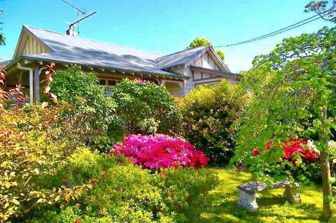 Dangal Gardens - Tourism Noosa 2
