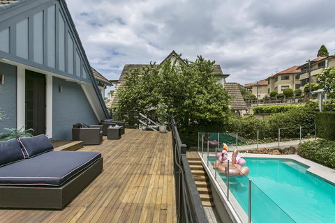 Summery, Spacious 4 Bed Home In Kurraba Point - Tourism Noosa 3