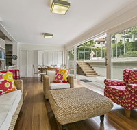 Summery spacious 4 bed home in Kurraba Point - Tourism Noosa
