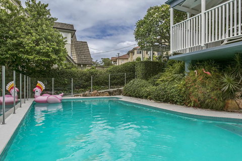Summery, Spacious 4 Bed Home In Kurraba Point - Tourism Noosa 10