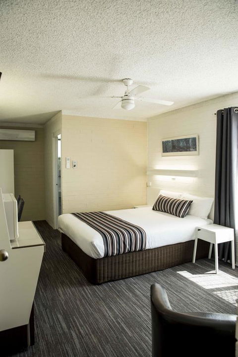 Coastal Bay Motel - Tourism Noosa 35