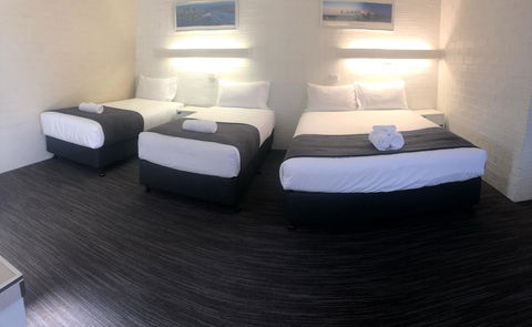 Coastal Bay Motel - Tourism Noosa 18