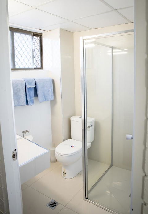 Coastal Bay Motel - Tourism Noosa 41