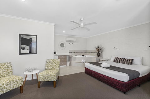 Coastal Bay Motel - Tourism Noosa 13