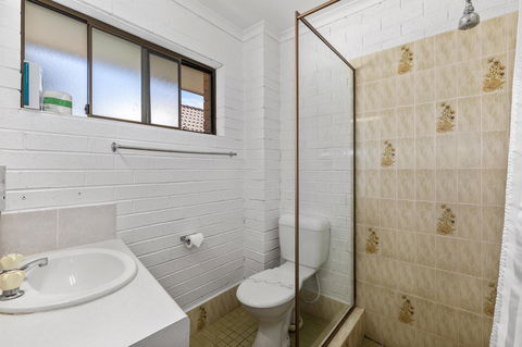 Coastal Bay Motel - Tourism Noosa 10
